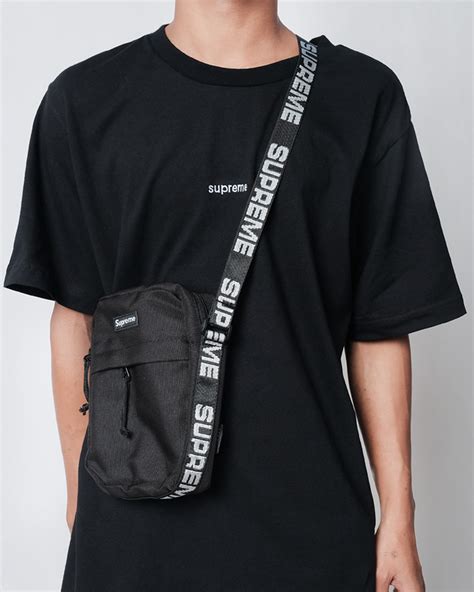 supreme ss18 shoulder bags replicas|supreme shoulder bag outfit ideas.